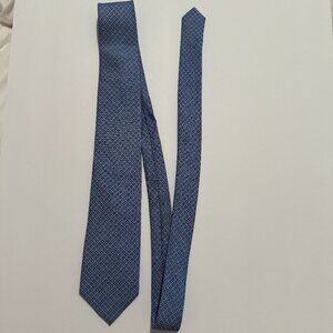 Shore & Singer All Silk Blue Patterned Tie Great Condition Hand Made